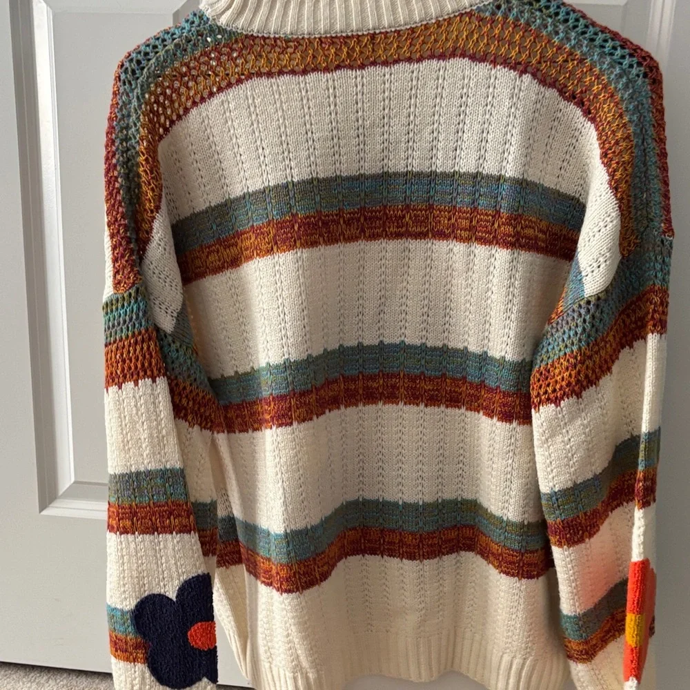 Easel Multicolor Floral Crew Neck Sweater - Picture 3 of 4